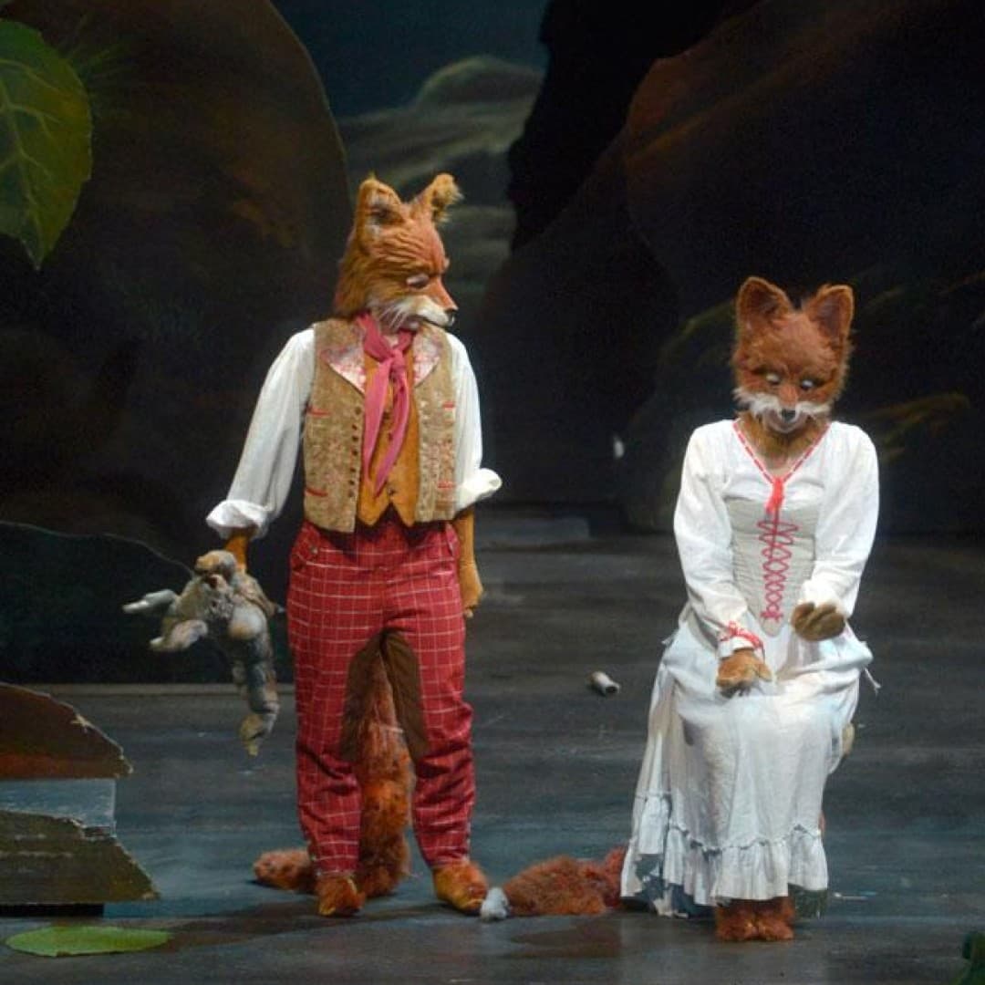 Jana Kurucová as Fox, Martina Welschenbach as Cunning Little Vixen
Bettina Stöß