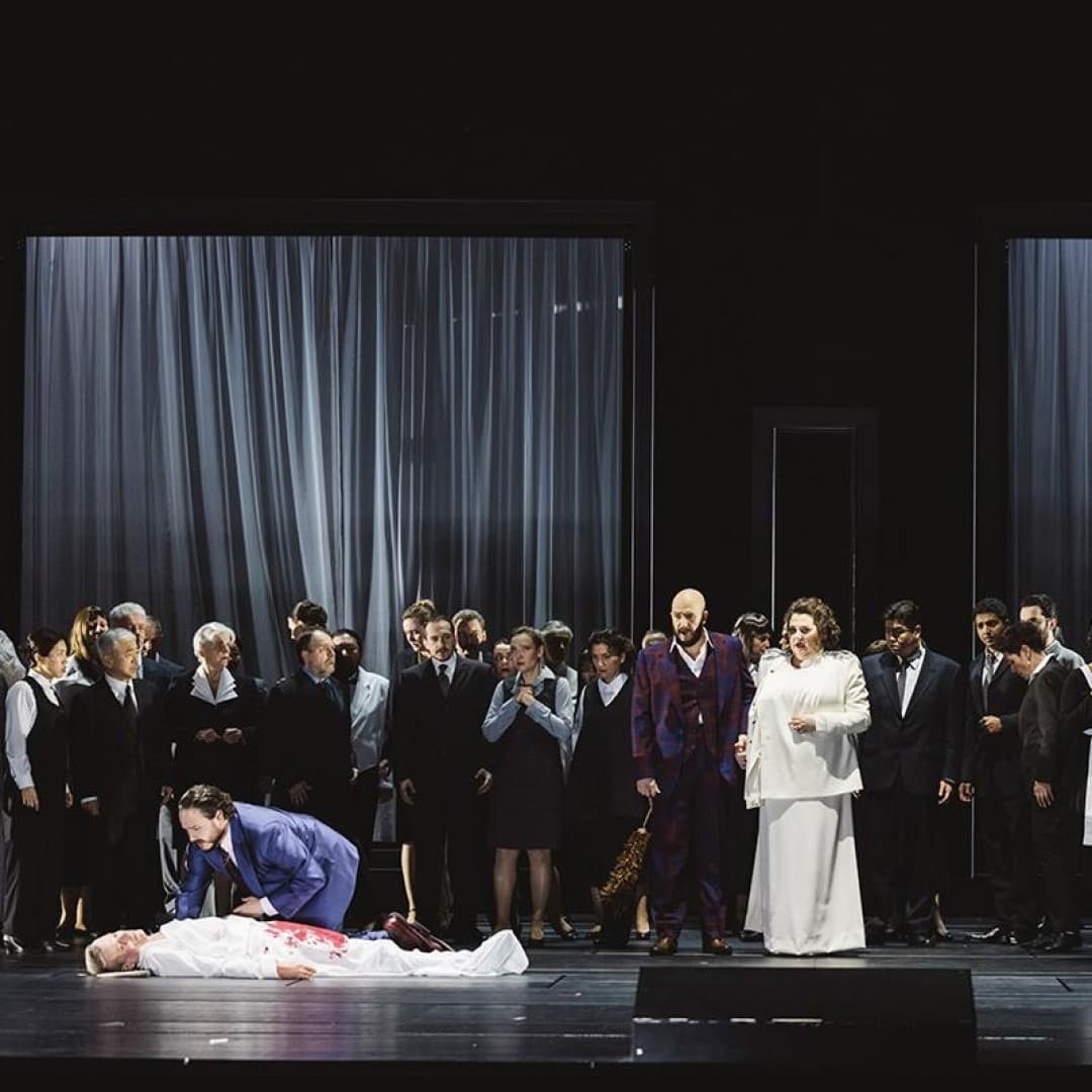 Roman Burdenko as Macbeth, Thomas Cilluffo as Malcolm, Felicia Moore as Lady Macbeth, Attilio Glaser as Macduff, Hagen Henning as Duncan
Eike Walkenhorst