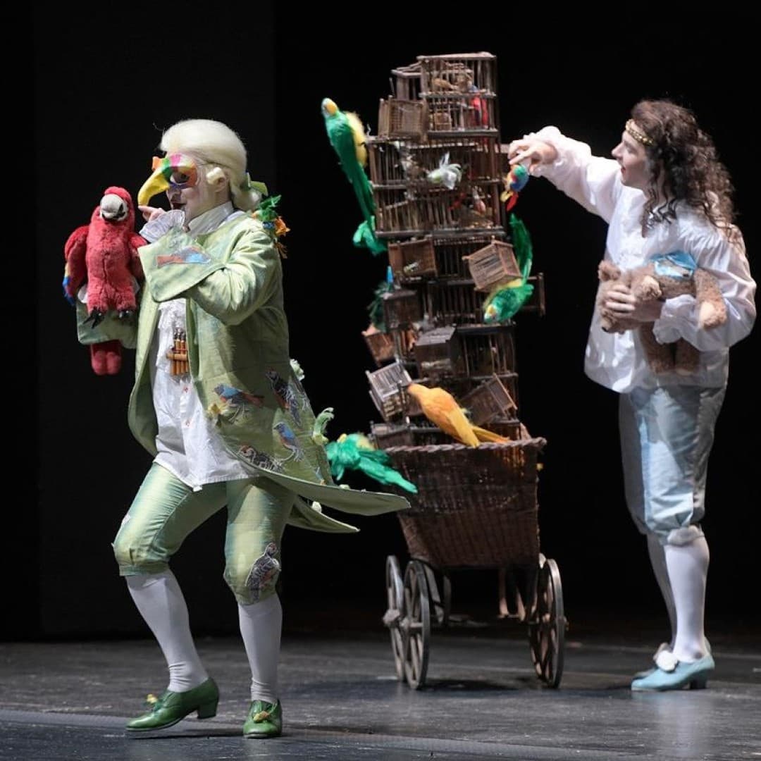 Philipp Jekal as Papageno, Matthew Newlin as Tamino
Bettina Stöß