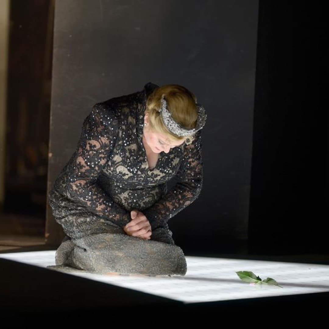 Catherine Foster as Turandot
Bettina Stöß