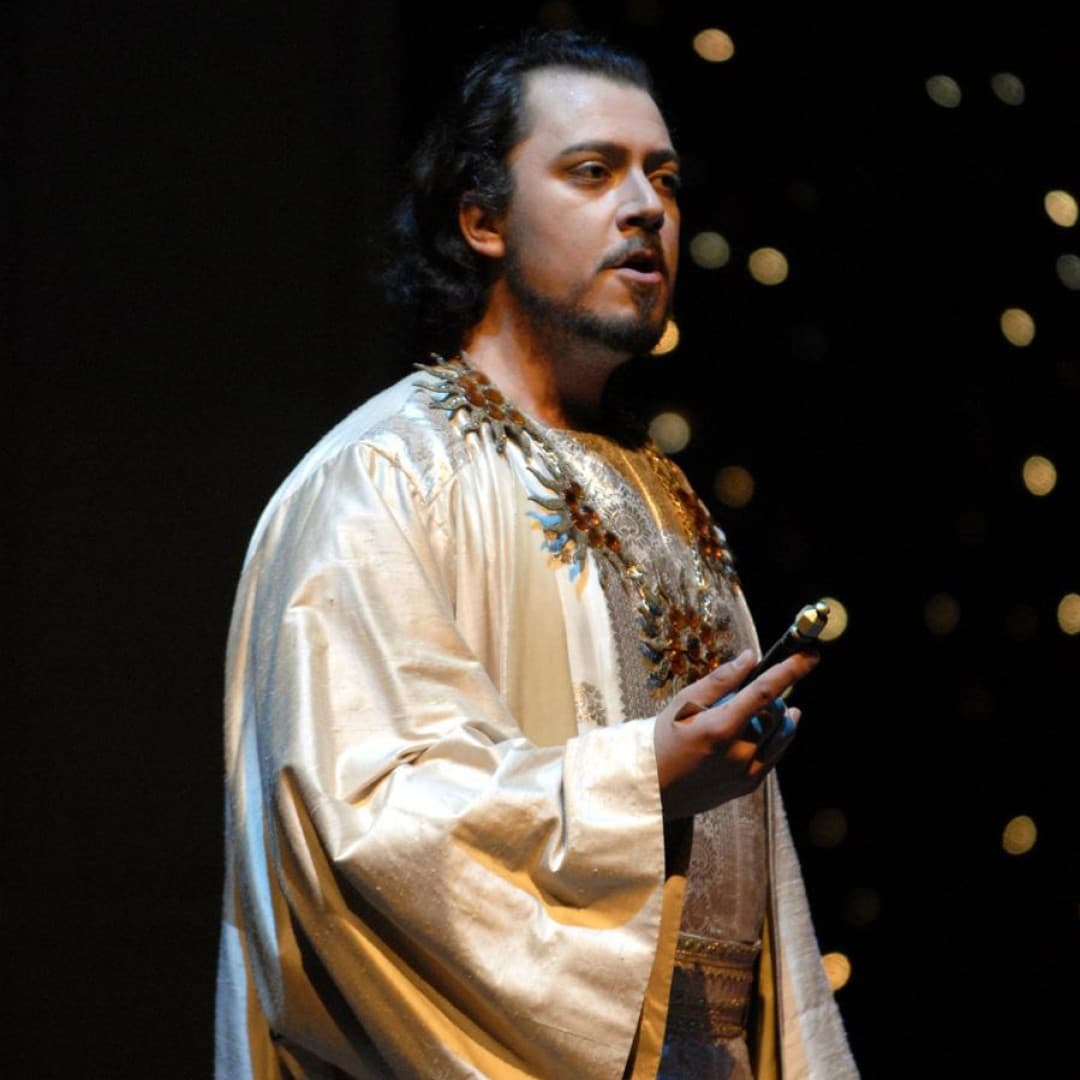 Ante Jerkunica as Sarastro
Bettina Stöß