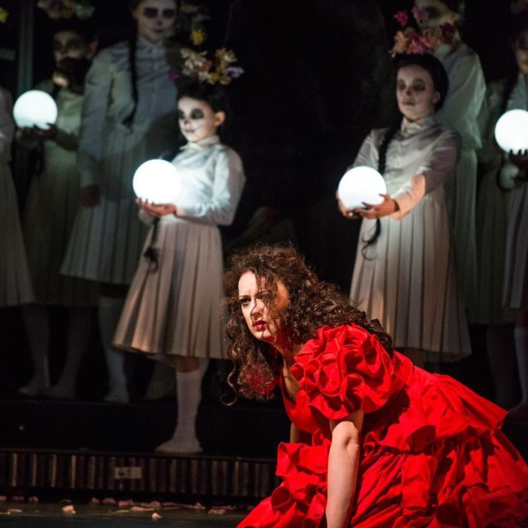 Clémentine Margaine as Carmen, Chorus of the Deutsche Oper Berlin
Marcus Lieberenz